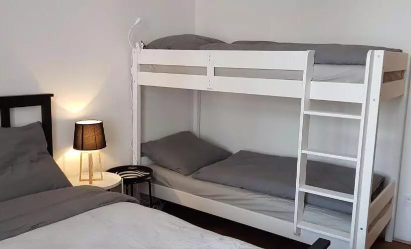 Stará škola Hedeč