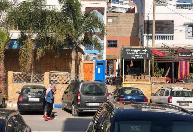 Retkeilymaja Surf & Skate