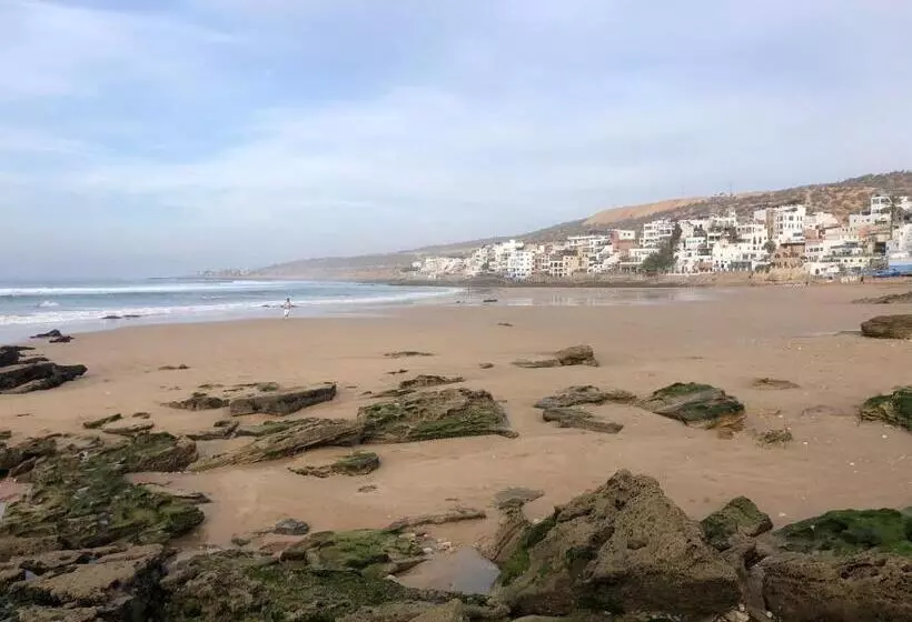 Retkeilymaja Surf & Skate