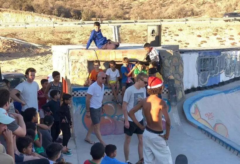 Retkeilymaja Surf & Skate