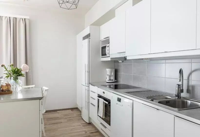 Arctic Starry City Suite