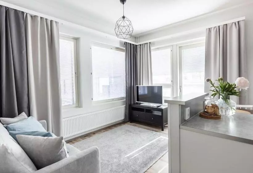 Arctic Starry City Suite