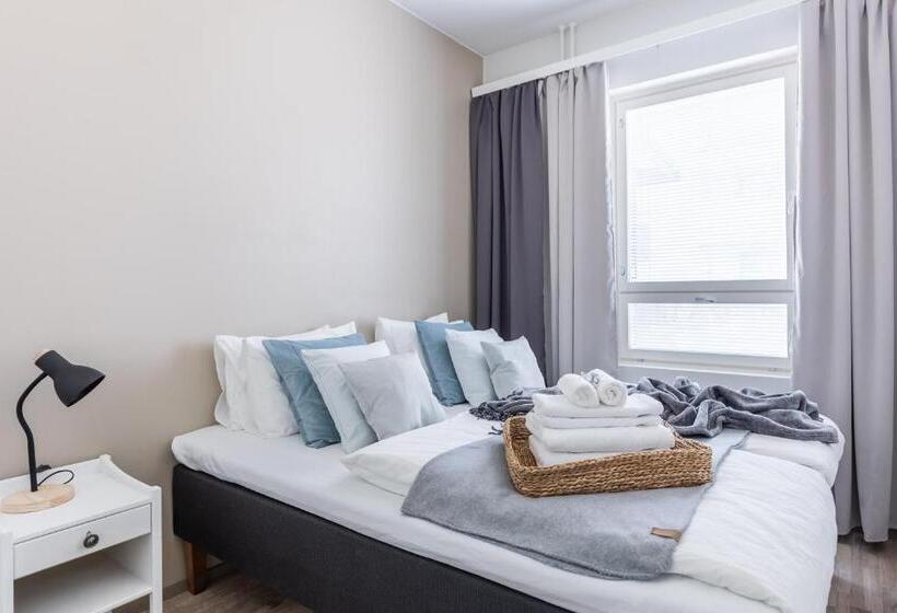 Arctic Starry City Suite