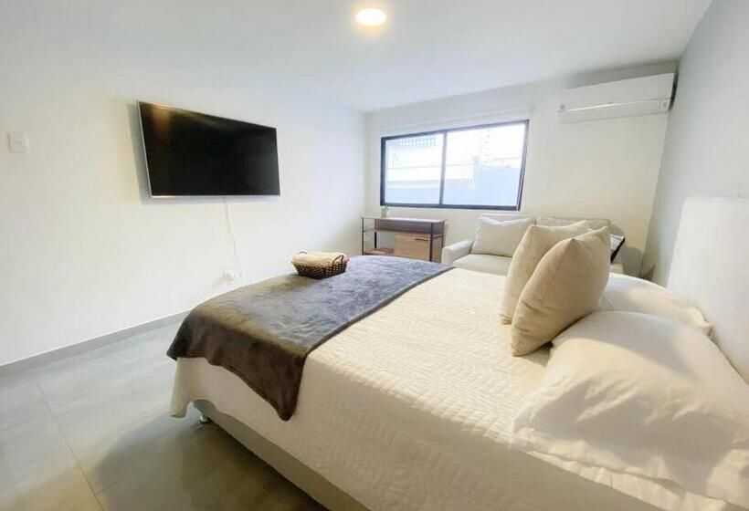 Boutique House Private Pool & Rooftop On Best Location Barranquilla !