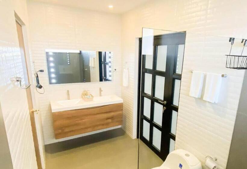 Boutique House Private Pool & Rooftop On Best Location Barranquilla !