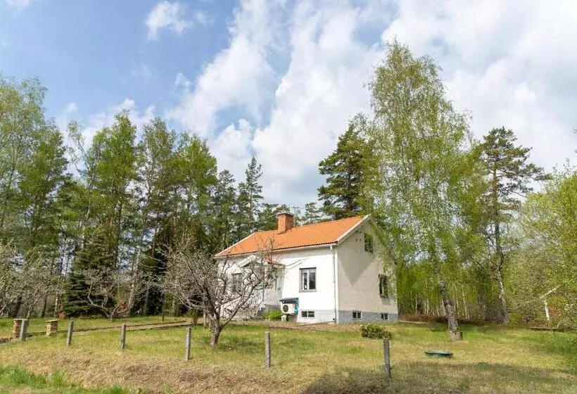 Cozy Home In Ydrefors