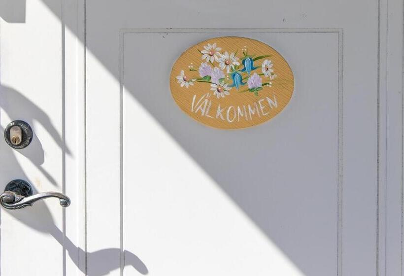 Cozy Home In Ydrefors