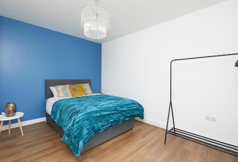 Derby City Centre Train Station Roof Terrace House 3 Bed