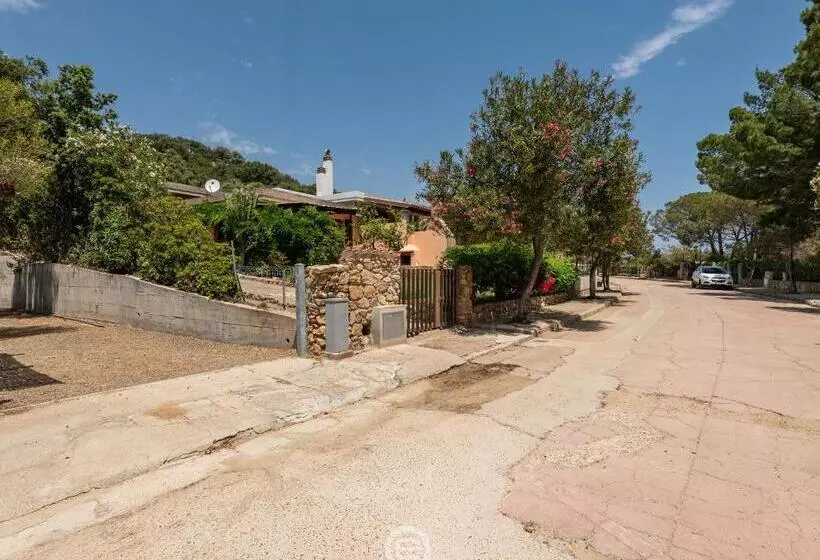 House Adele   Cala Sinzias