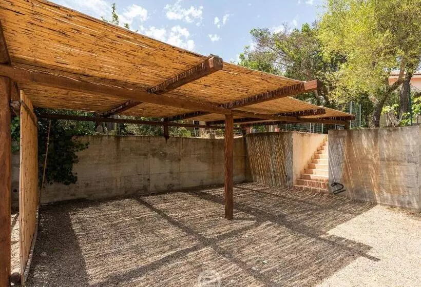 House Adele   Cala Sinzias