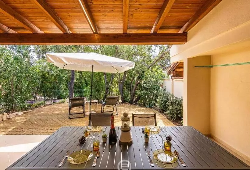 House Adele   Cala Sinzias