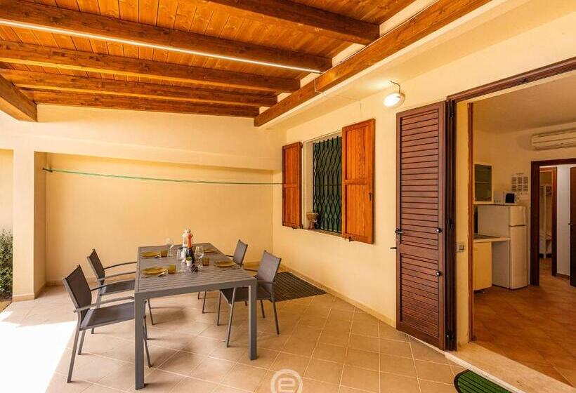 House Adele   Cala Sinzias