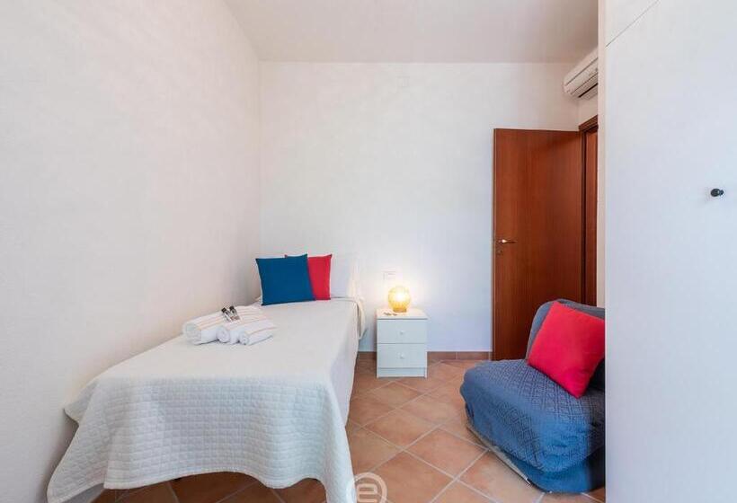 House Adele   Cala Sinzias
