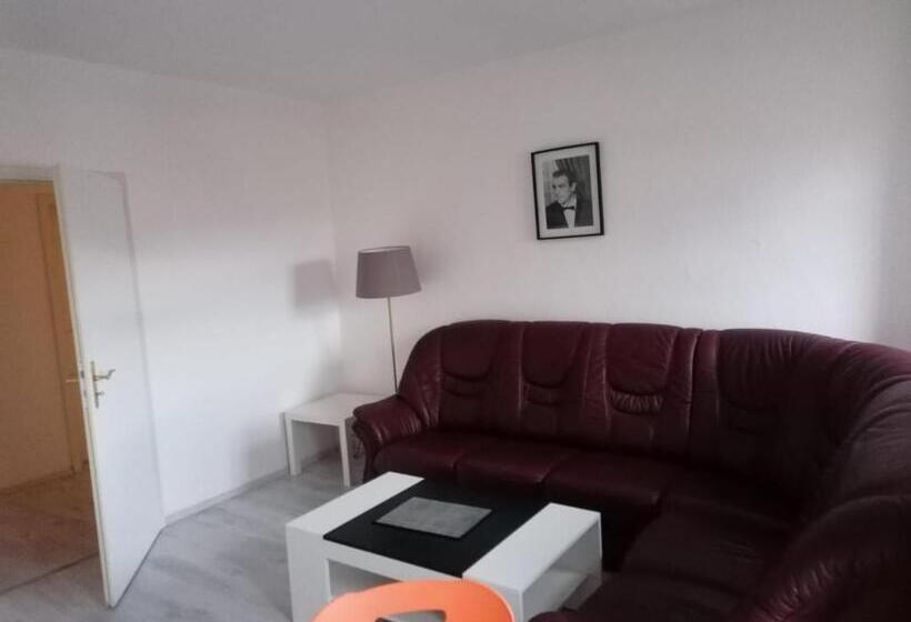 Пансион Kunstgasse 11 Wohnung 8