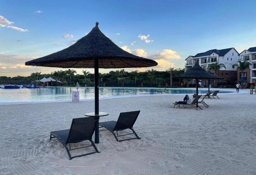 پانسیون The Blyde Crystal Lagoon Riverwalk Estate