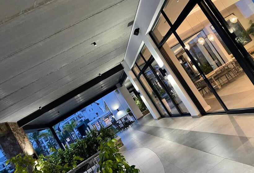 پانسیون The Blyde Crystal Lagoon Riverwalk Estate