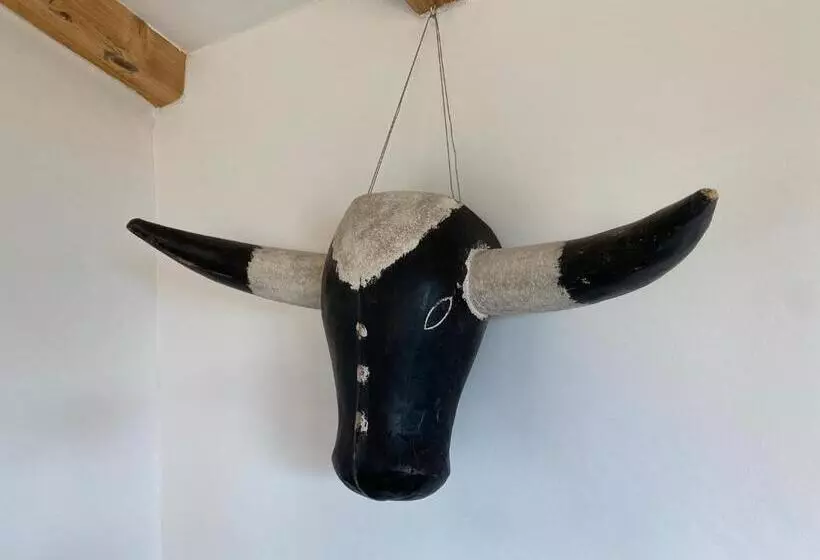 Verbier Sunny Apt, Fabulous View & Balcony, Sleeps 8