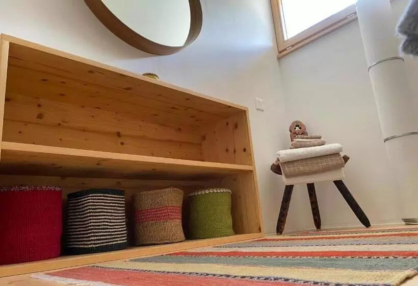 Verbier Sunny Apt, Fabulous View & Balcony, Sleeps 8