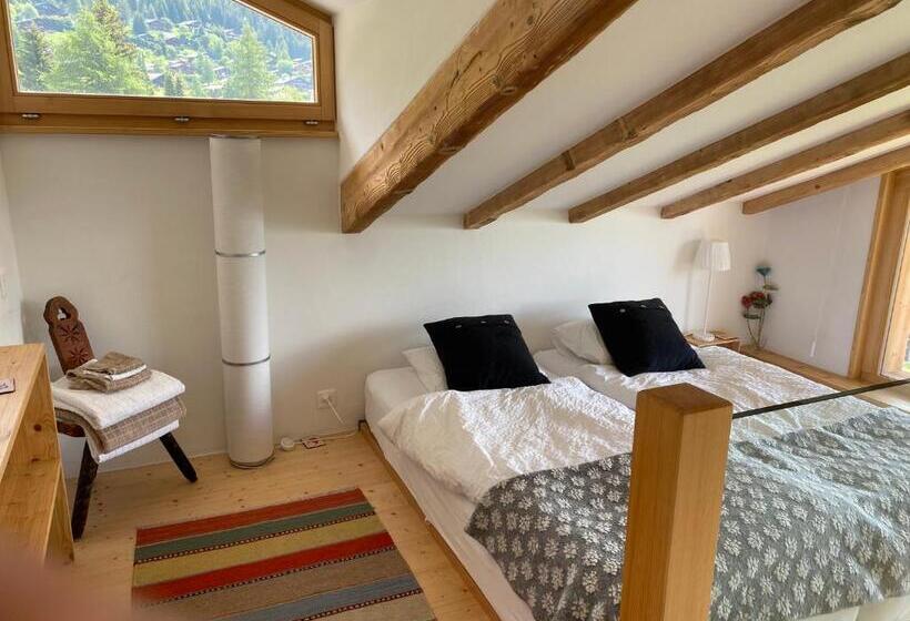 Verbier Sunny Apt, Fabulous View & Balcony, Sleeps 8