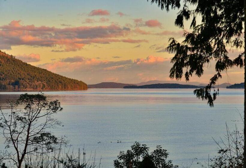 Beachside Living Cherry Point