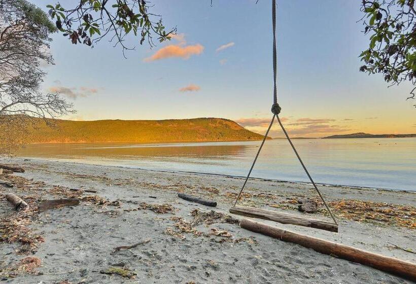 Beachside Living Cherry Point