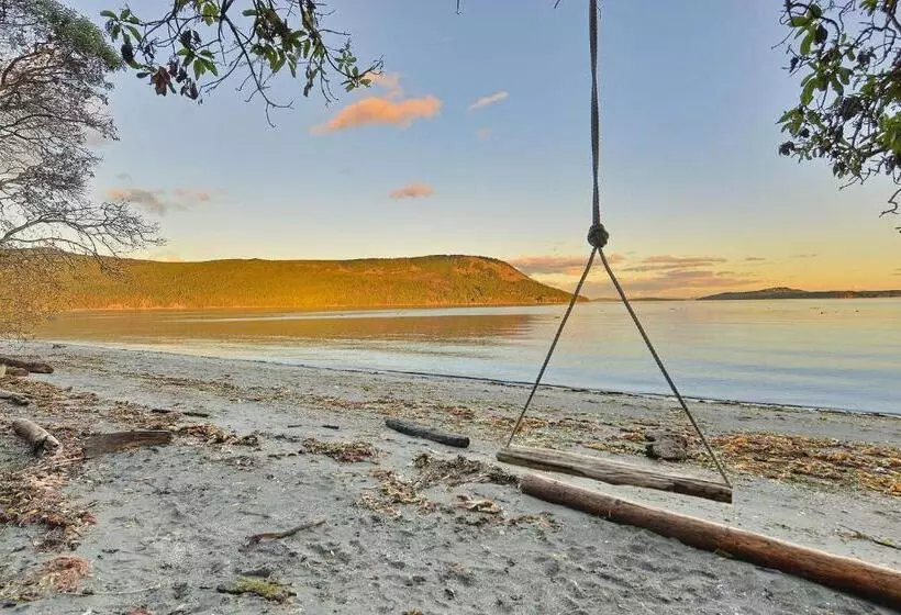 Beachside Living Cherry Point