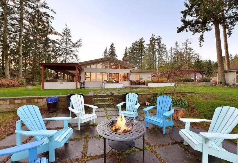 Beachside Living Cherry Point