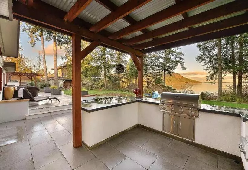 Beachside Living Cherry Point