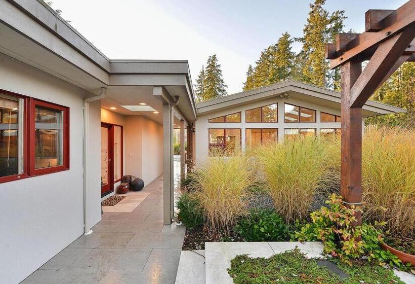 Beachside Living Cherry Point