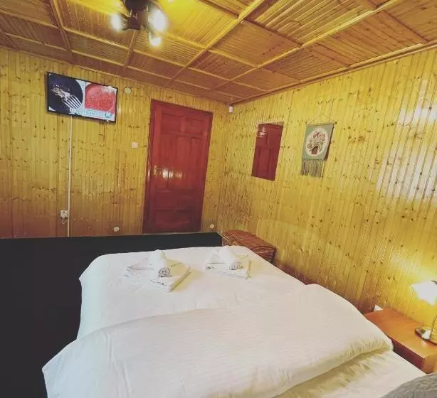 Cabana Carp