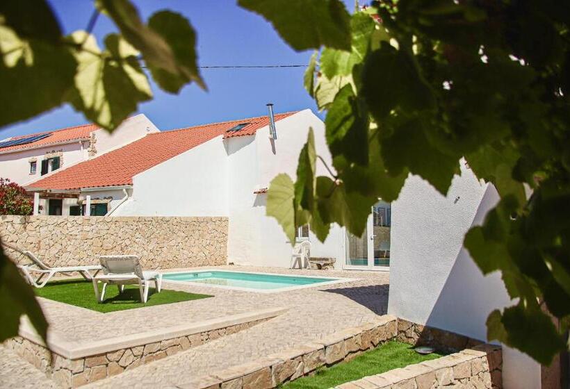 Countryside House In Ericeira 5 Min From Beach, With Salt Water Pool & Bbq