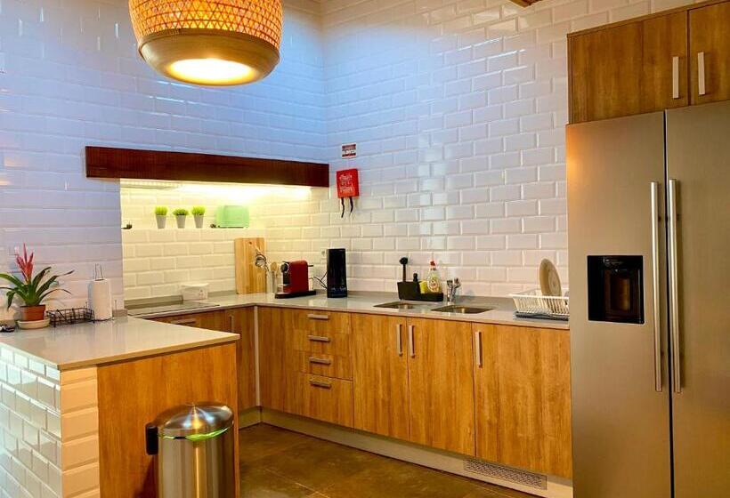 Countryside House In Ericeira 5 Min From Beach, With Salt Water Pool & Bbq