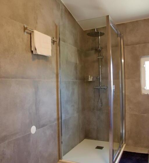 Countryside House In Ericeira 5 Min From Beach, With Salt Water Pool & Bbq