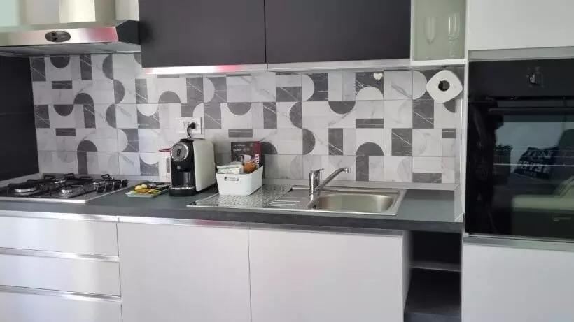 La Casa Nel Corso Codice Citra 009056 Lt 0343