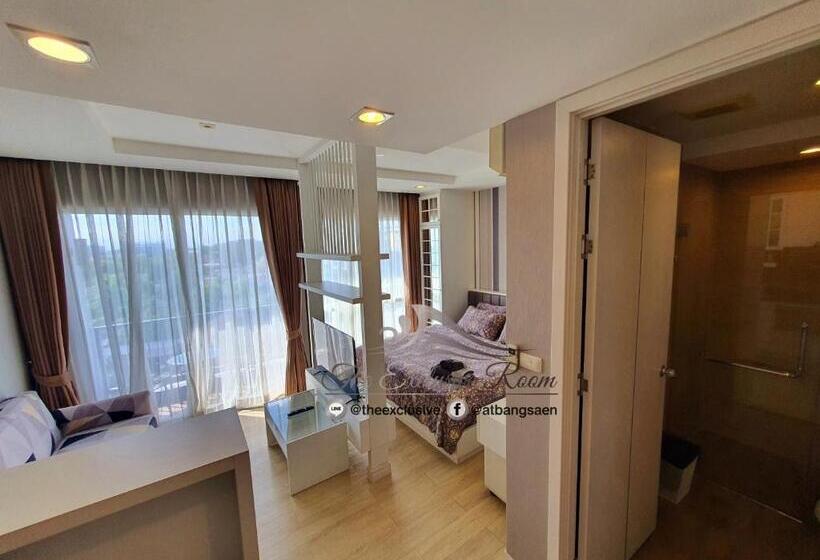 Lux In Love With Wifi N Toproof Pool @ Wonnapa Bangsaen