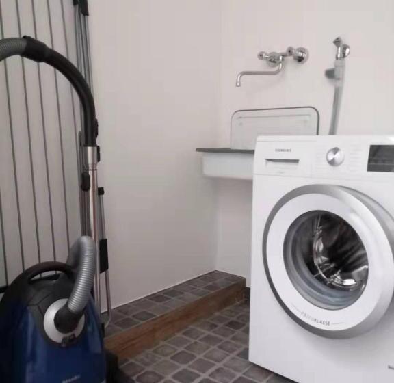 Motel Q Das Kleine Stadt