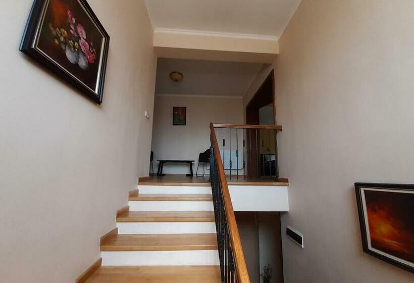 Pensione Alexia Rooms