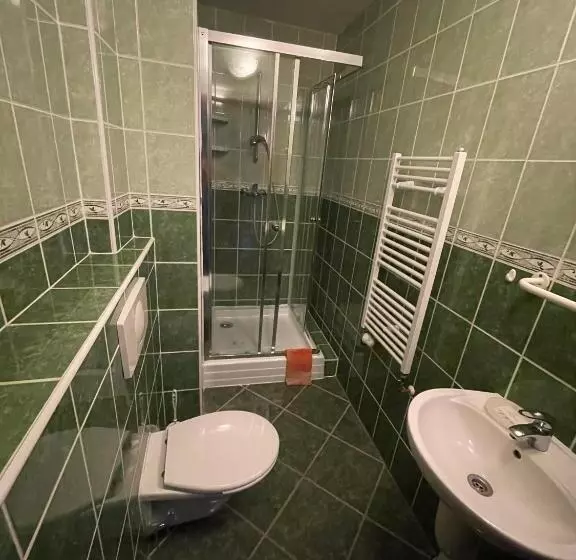 Majatalo Penzion Erika