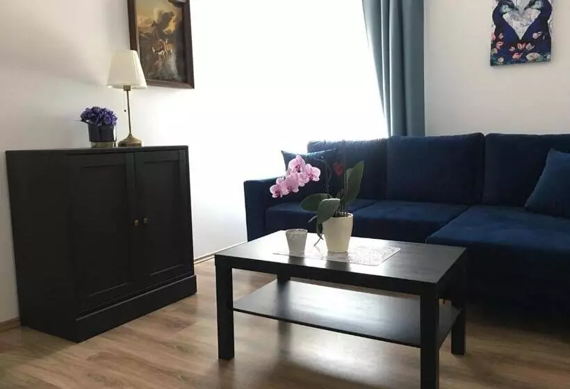 ペンション Petőfi Vendégház