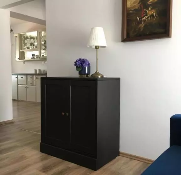 ペンション Petőfi Vendégház