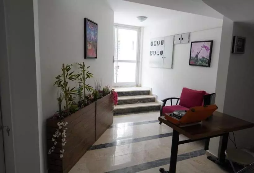 Arney Suites