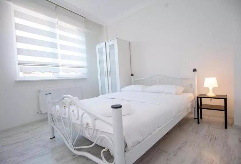 Arney Suites