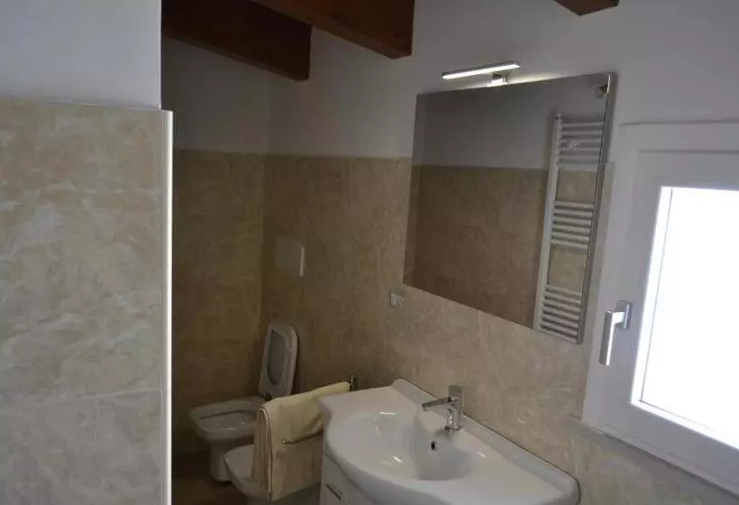 Attica B&b