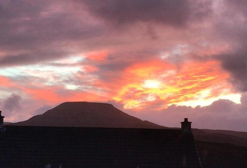 ベッドアンドブレックファースト Babas Rooms