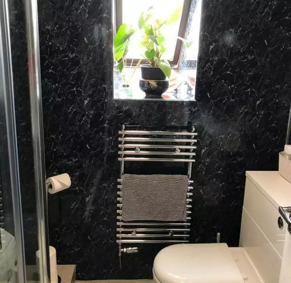 Aamiaismajoitus (B&B) Babas Rooms