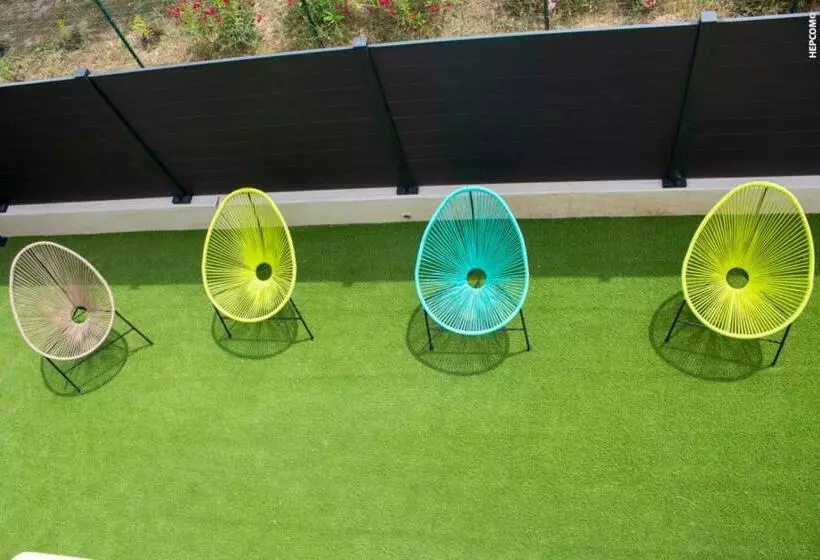 Aamiaismajoitus (B&B) Bastide 9