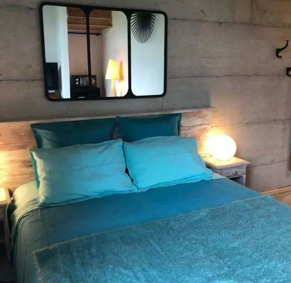 Aamiaismajoitus (B&B) Coté Puy De Dôme