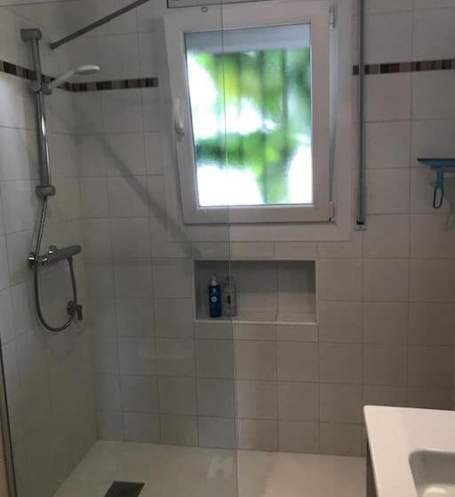 Casa Empuria  Aan Kanaal Met Zwembad En Aanlegsteiger