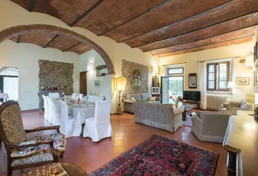 La Ginestra Di Valerio   Chianti Villa With Large Pool & Wifi
