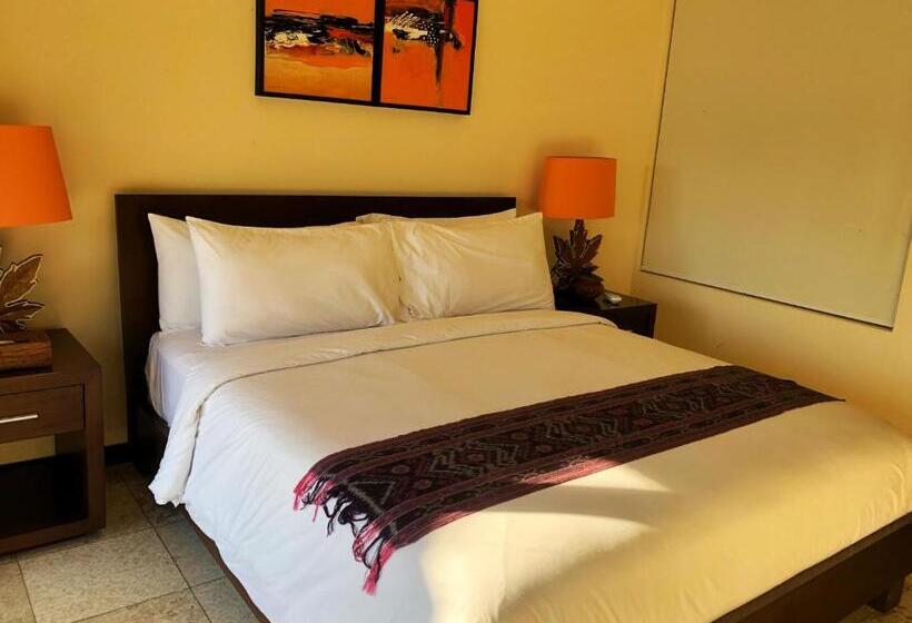 Lombok Sunset Bay Resort